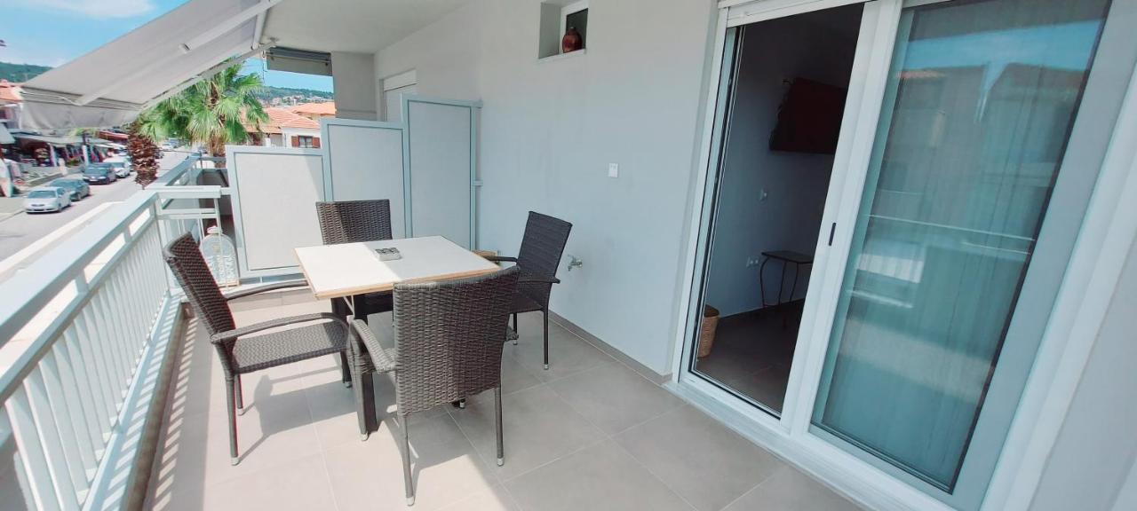 Promenada Nikiti Apartment Luaran gambar